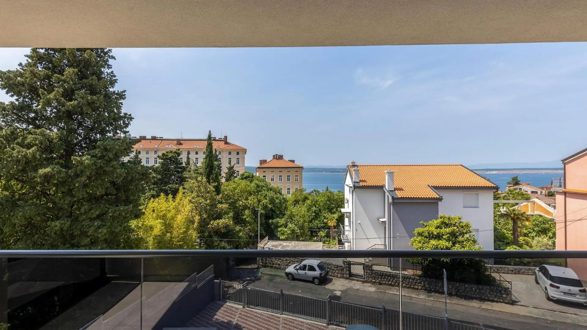 Spacious Apartment With Balcony And Pool For Use Crikvenica 0*,